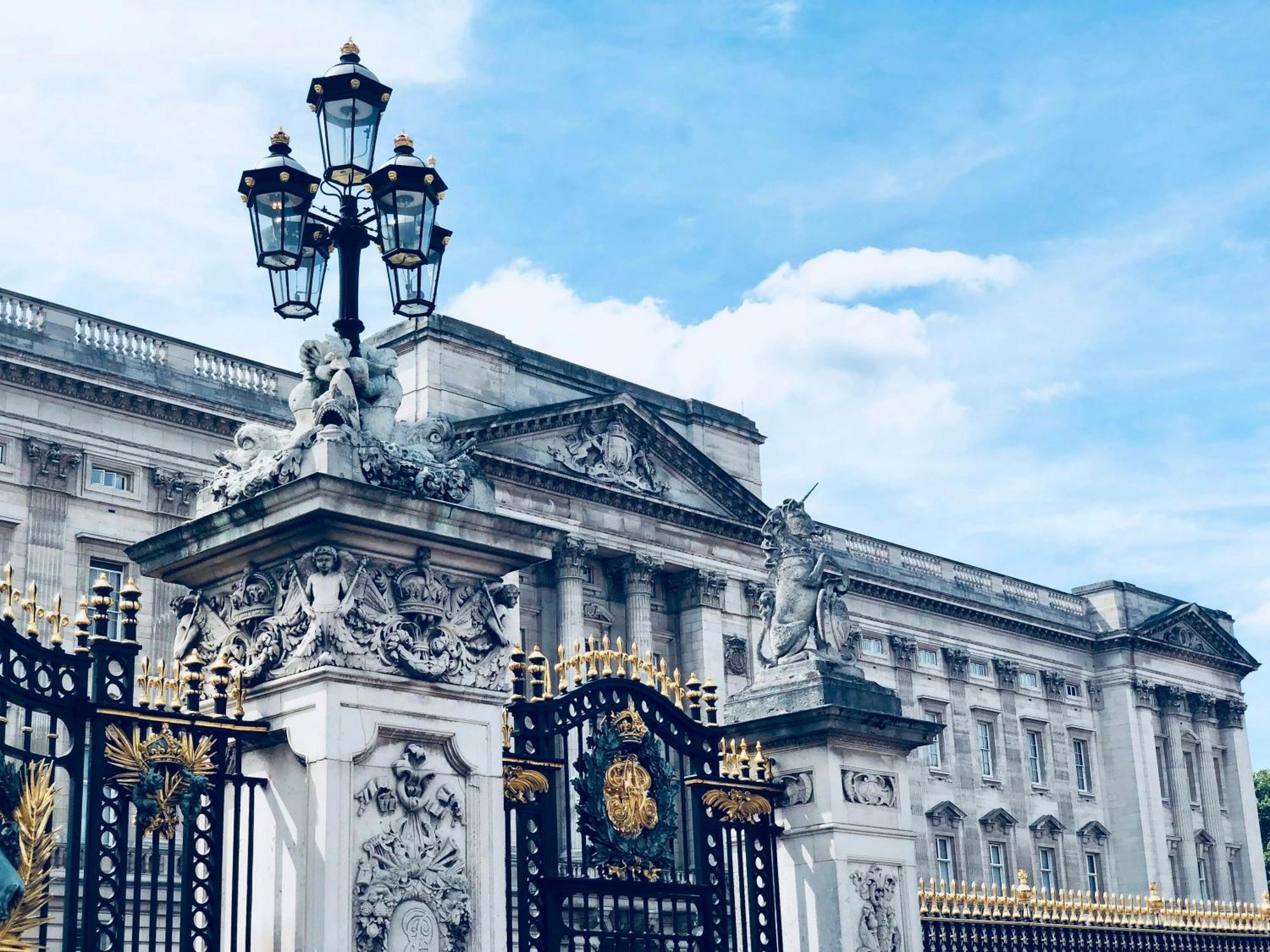 Chic Flat Near Buckingham Palace & Victoria Station * Londres